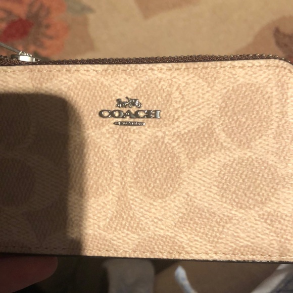 Coach - Picture 1 of 8